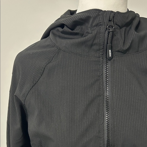 RBX Women's Lightweight Athletic Jacket - Textured Black Size Large - Picture 2 of 7